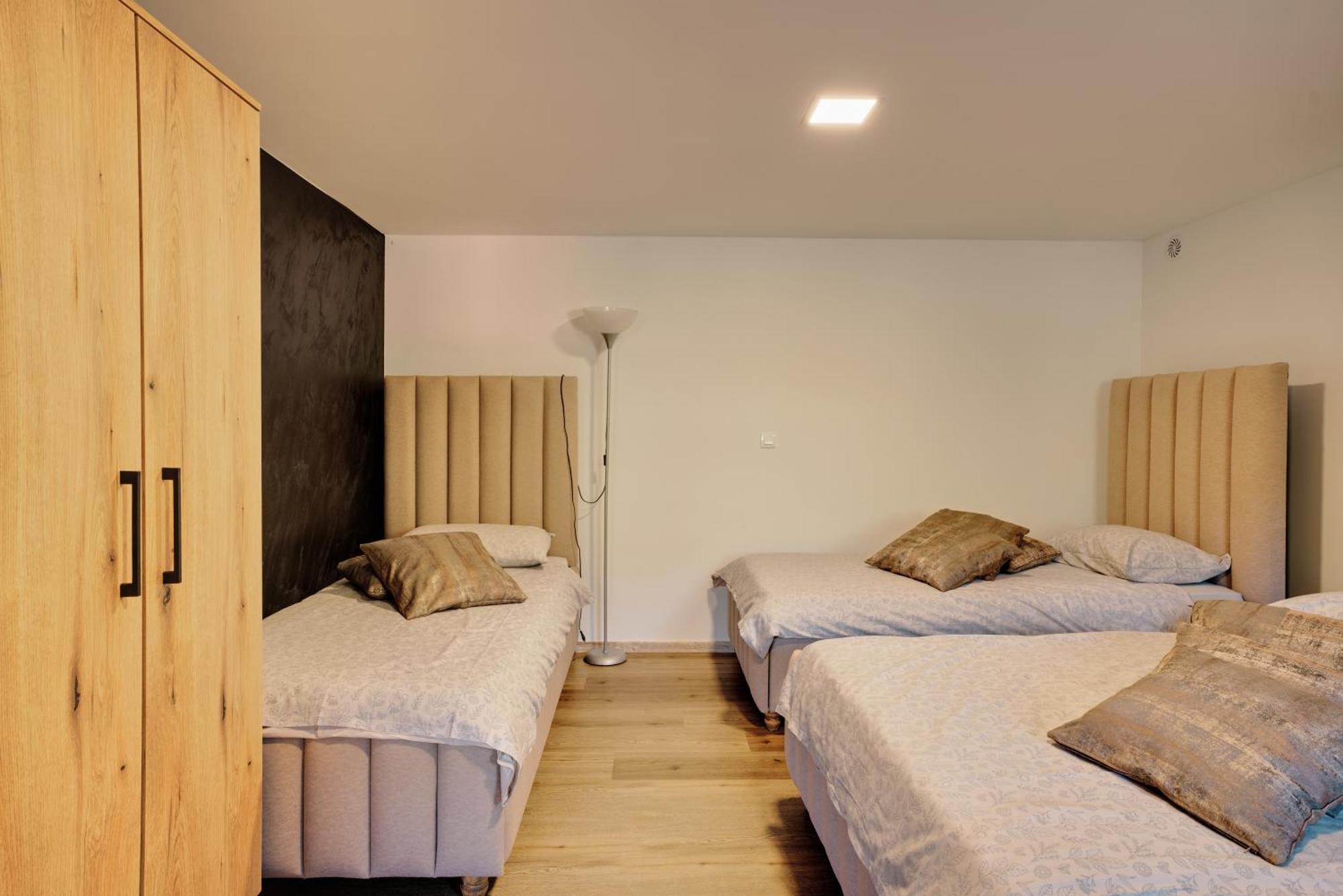 Apartment Hanny Laško Екстериор снимка